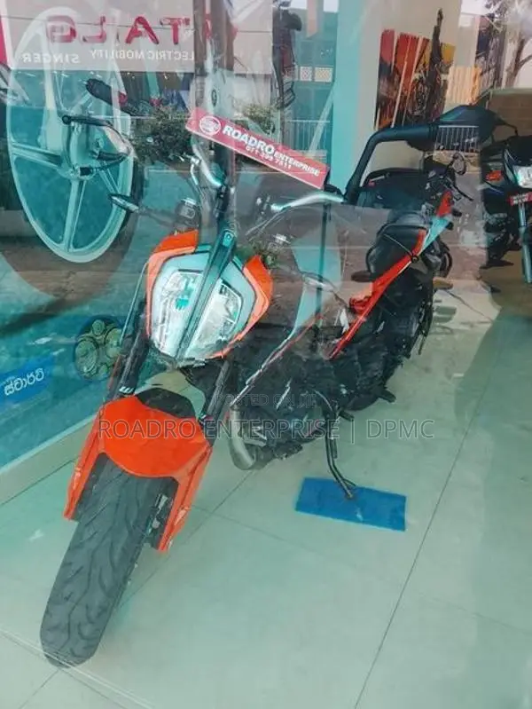 KTM Duke 160 2026