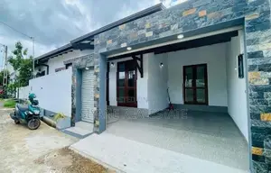 Beautiful Luxury House For Sale Athurugiriya