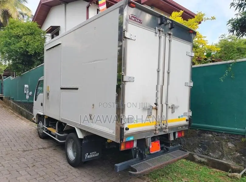Isuzu Elf NKR85 DUNU UNREGISTR 2018