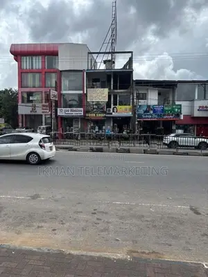 Commercial Building for Rent – Yakkala