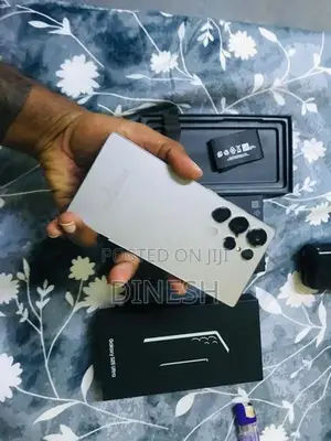 Samsung Galaxy S25 Ultra (Used)