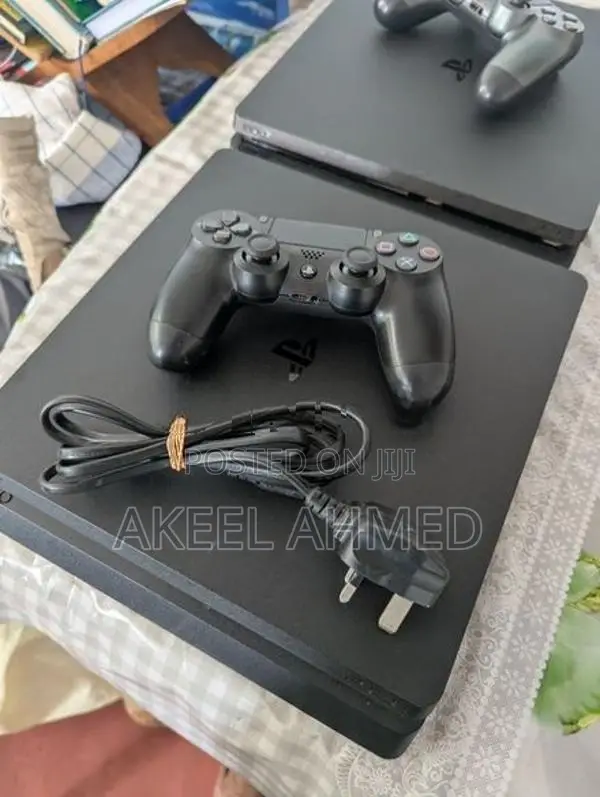 PS4 Slim