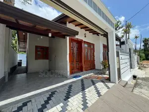 Beautiful Brand New House for Sale in Boralesgamuwa Piliyandala