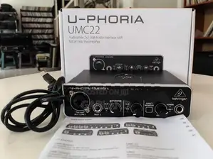 Behringer U-PHORIA UMC 22 Audio Interface-Japan