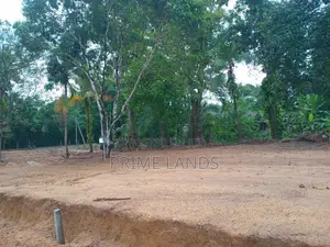 Land for Sale in Aluthwala