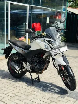 Honda CB Hornet 160R 2017
