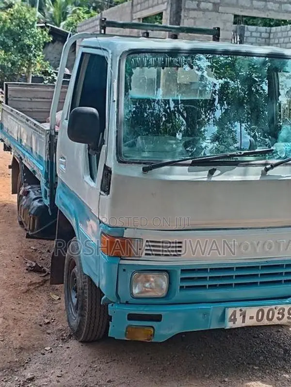 Toyota Dyna lh 30 1981