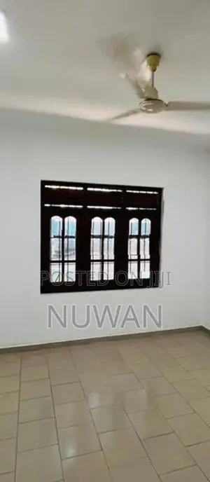 ( NUR1389)Upper floor house in Nugegoda
