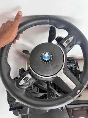 BMW 520d M-Sport Full-spec Steering Wheel
