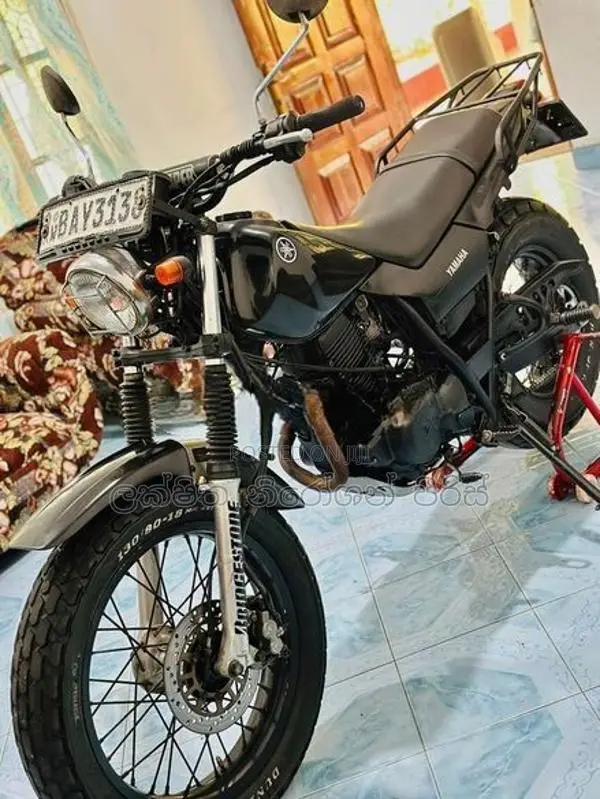Yamaha TW 2011