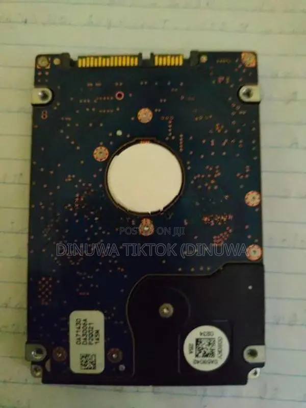 hitachi travelster(7K500-160) sata ssd 3.0Gb 160GB HDD