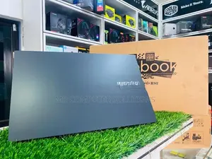 Asus Vivobook X1404VAP Core I3 – 1315U / 8GB RAM 128GB SSD