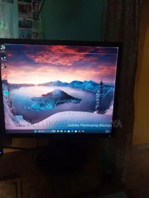 19 Inch LCD Square Monitor
