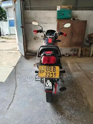 Hero HF Deluxe Self 2016