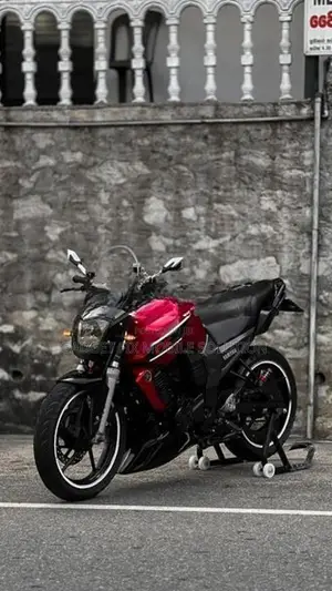 Yamaha FZS V1 2012
