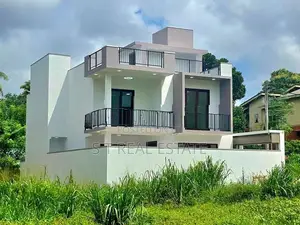 Newly Build Luxury 3 Storey House for Sale in Kottawa
