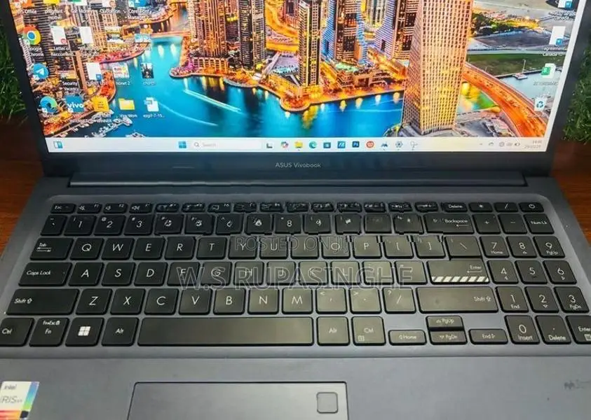 Asus Vivobook i7 12th GEN