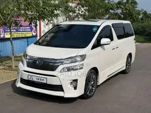Toyota Vellfire Hybrid 2012
