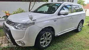 Mitsubishi Outlander 2014