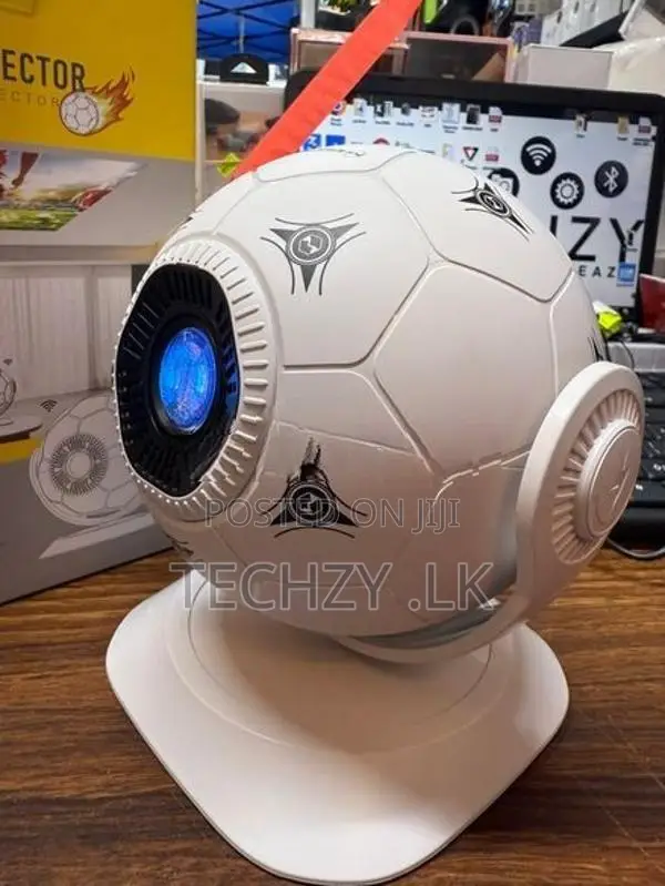 Magcubic HY300F projector