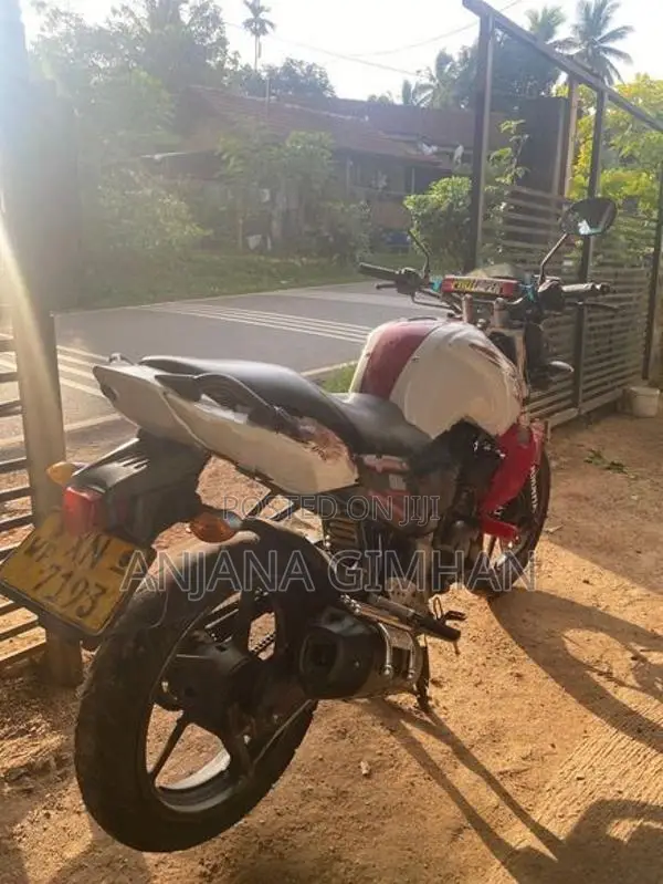 Yamaha FZS V1 2012