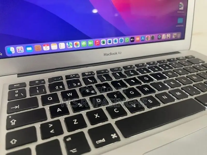 Apple Macbook Air 2017 Laptop