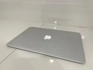 Apple Macbook Air 2017 Laptop