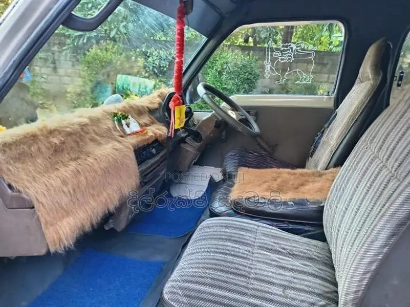 Isuzu Fargo 1982