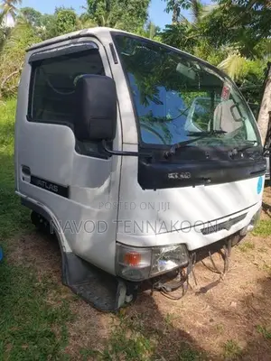 Nissan Atlas Lorry Cabin 12v