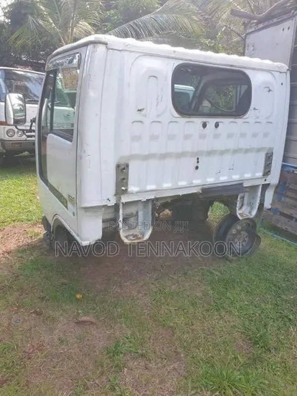Nissan Atlas Lorry Cabin 12v