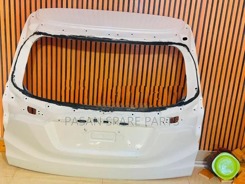 Honda Vezel Dicky Door