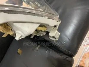 Toyota Premio 260 Xenon Head Light