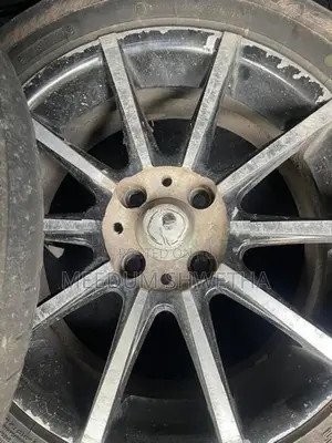 15 Inch Alloy Wheel with Tires