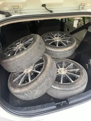 15 Inch Alloy Wheel with Tires