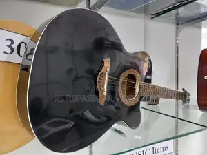 Signature Box Guitar