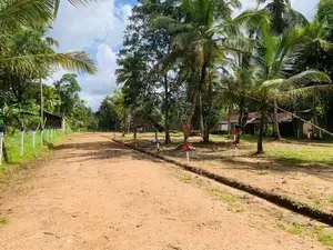 පොතුහැරින් නේවාසික බිම් කොටස්
