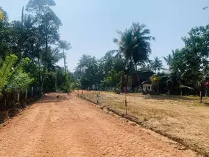 කුරුණෑගල පොතුහැරින් නේවාසික බිම් කොටස්