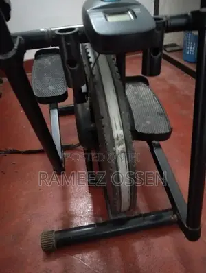 Orbitrek Standing Cross Machine