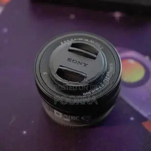 Sony E 16-50mm f/3.5-5.6 OSS