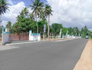 Land for Sale in Pannala U01