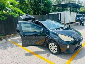 Toyota Aqua 2012