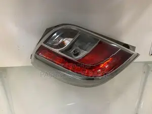 Daihatsu Mira Tail Light