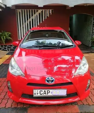 Toyota Aqua G Grade 2013