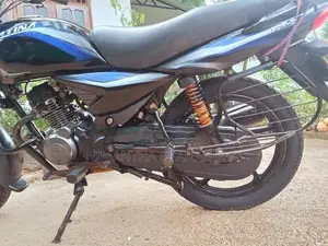 Bajaj Platina 125 2013