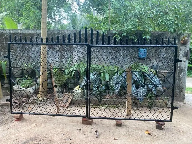 GATES