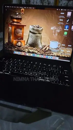 Apple Macbook Air