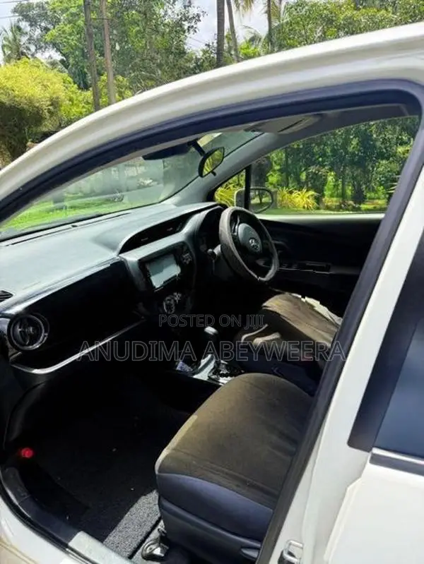 Toyota Vitz 2018