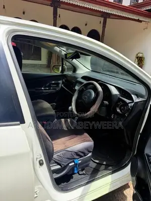 Toyota Vitz 2018