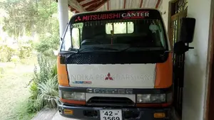 Mitsubishi Canter 1984