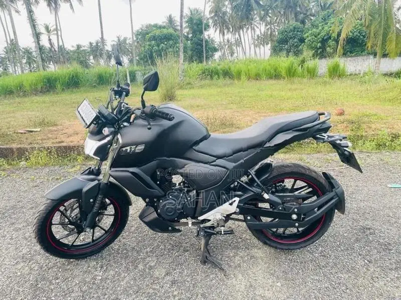 Yamaha Fzs V4 2025